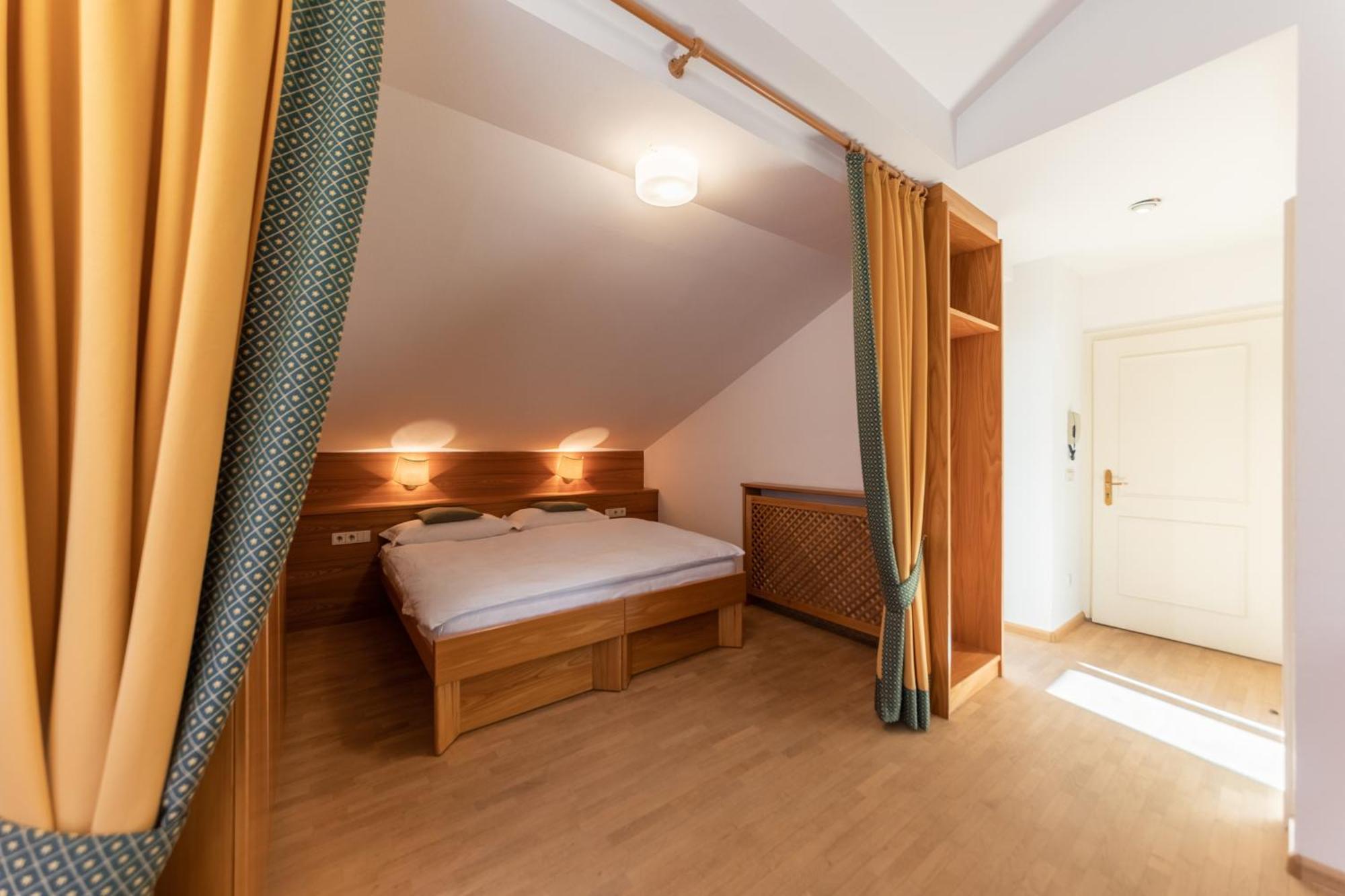 Appartement Strobl Sexten ภายนอก รูปภาพ